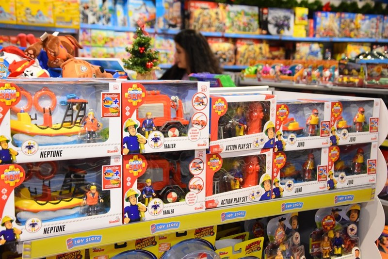 Biggest Christmas Reveal event at Toy Store-ABC Verdun